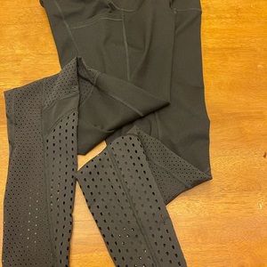Victoria Sport leggings with see/through netting